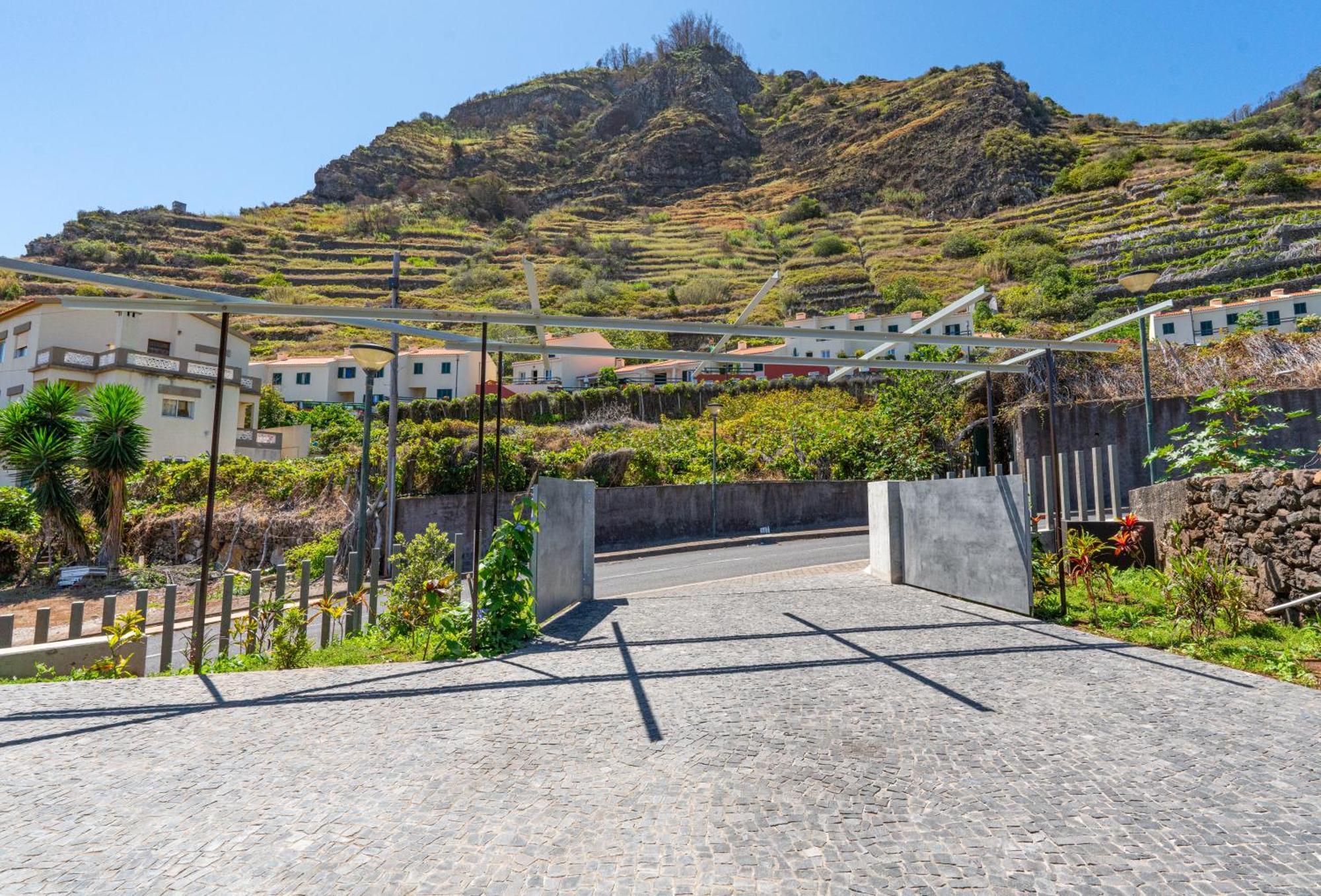 Doca Seca & Casca De Uva Villa Porto Moniz Exterior foto